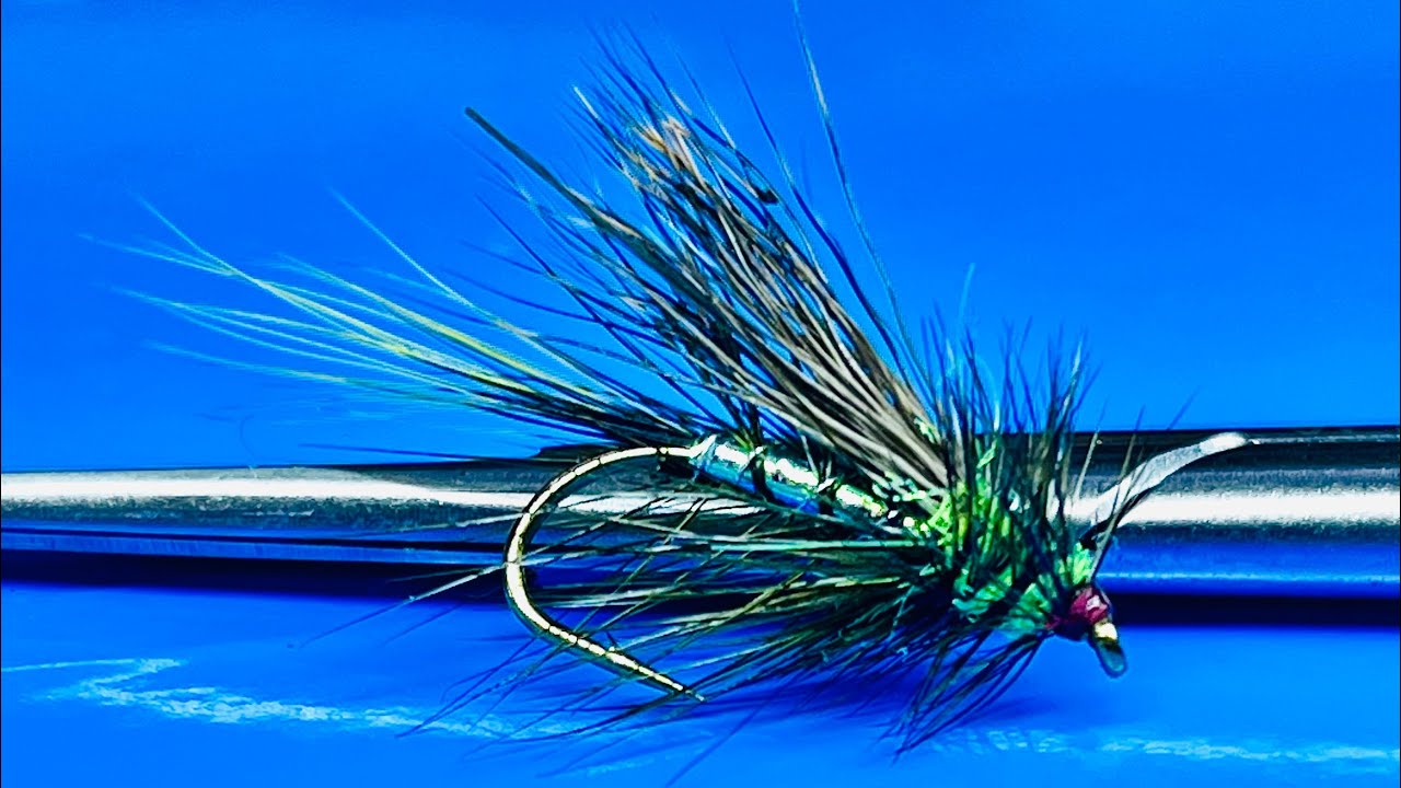 Tying an Irish Lough Fly, Pearly Olive Simulator with Scott Jackson 2025