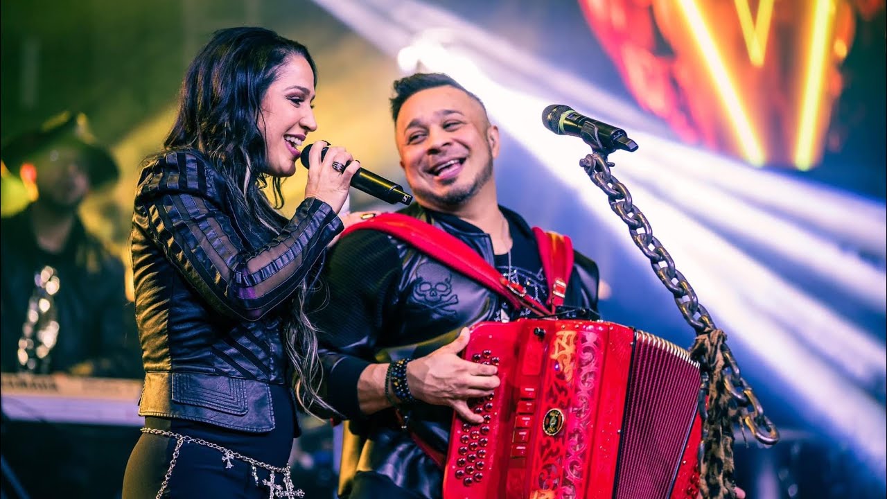 Jennifer Peña y Grupo Siggno - “Tengo Miedo”
