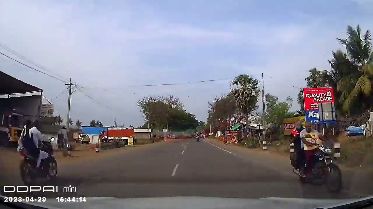 Indian two wheeler crossing road without indicator or looking around!!!