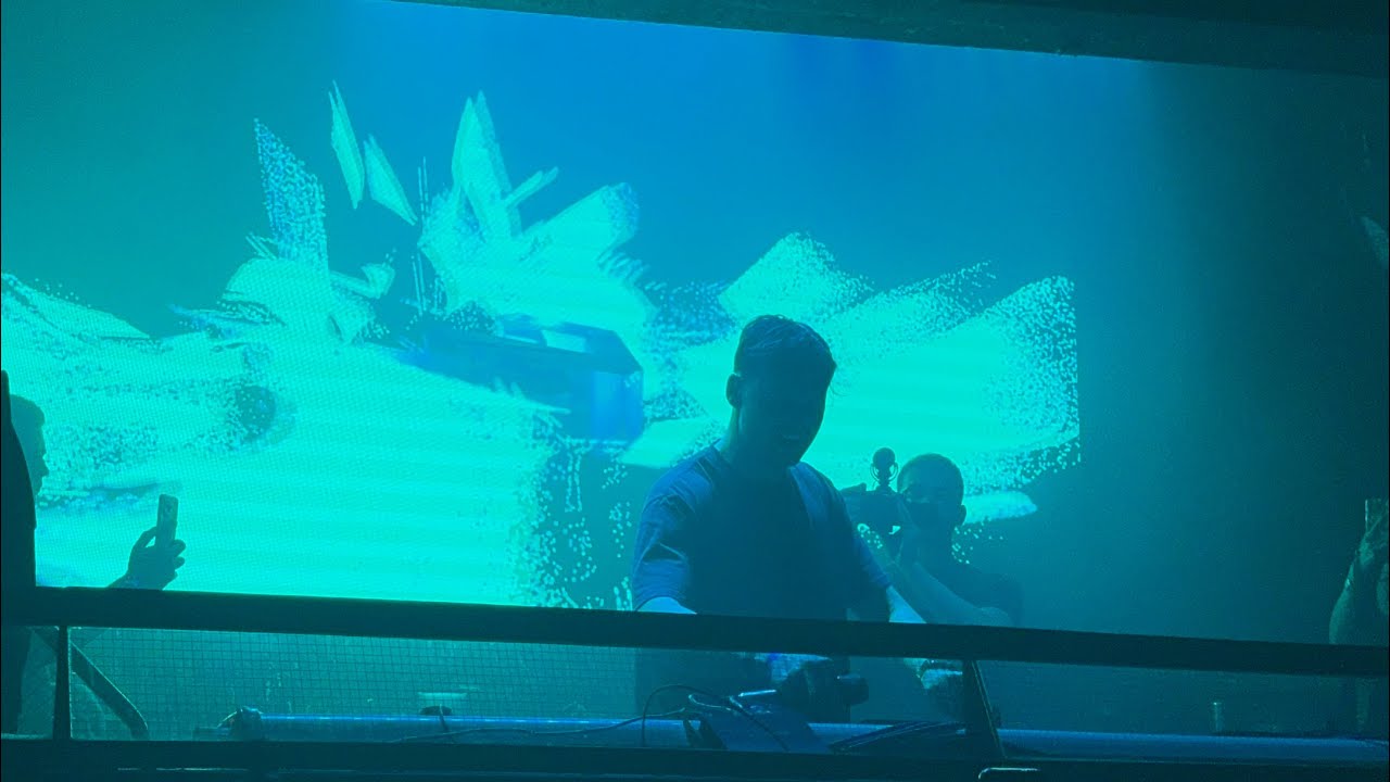 Mike Williams & YouNotUs - 1975 (BRAND NEW Unreleased ID)