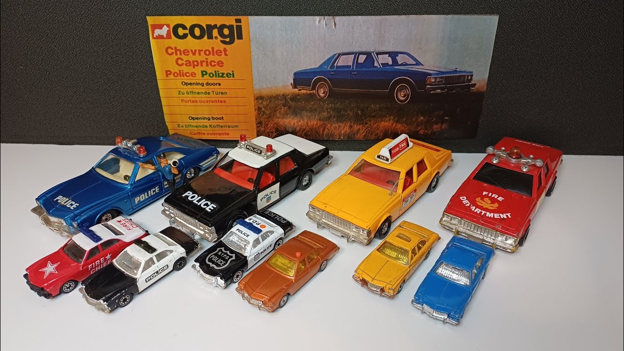 Полицейский автомобиль Corgi Chevrolet Caprice, такси и автомобиль начальника пожарной охраны (19...