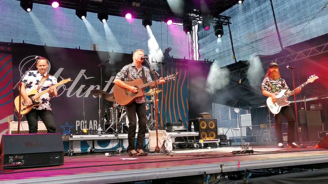Yölintu - En ole pyhimys. Tangomarkkinat 7.7.2023