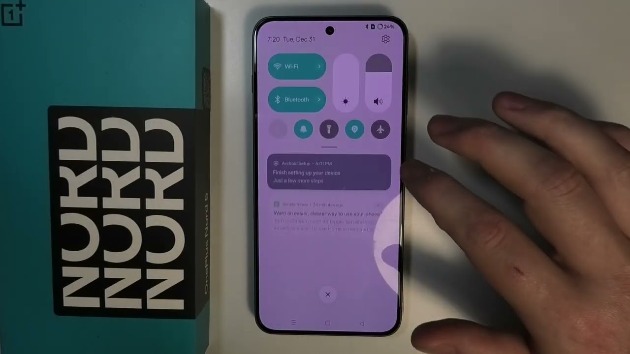 OnePlus Nord 5 - How to Split/Combine Quick Settings & Notifications