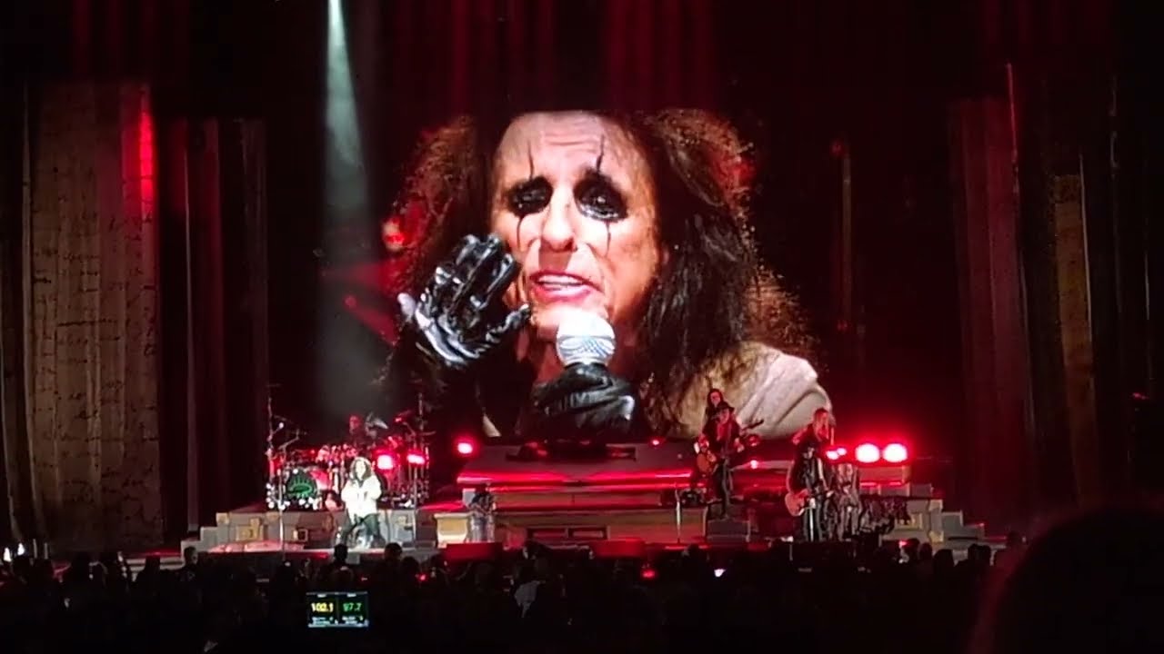 Alice Cooper Only Women Bleed Live in Houston TX 2025 Alice's Attic Tour