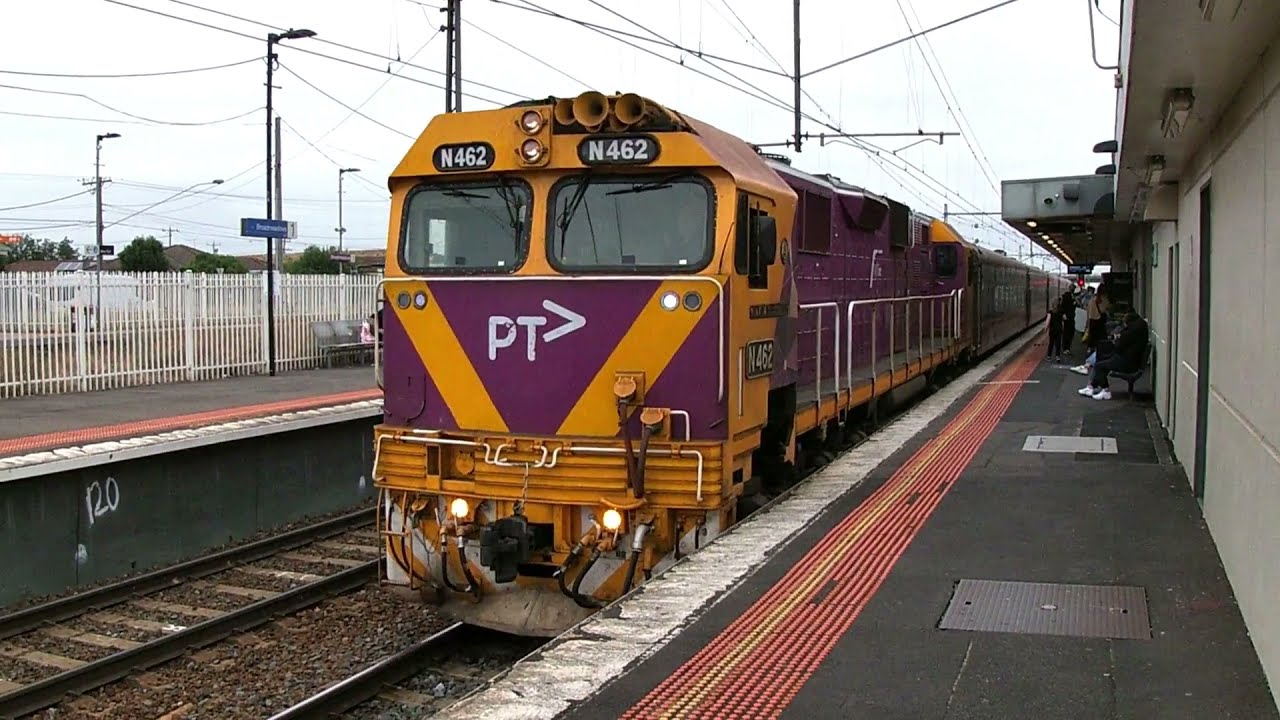 Vlog #29 Broadmeadows - Metro and V/Line Trains in Melbourne