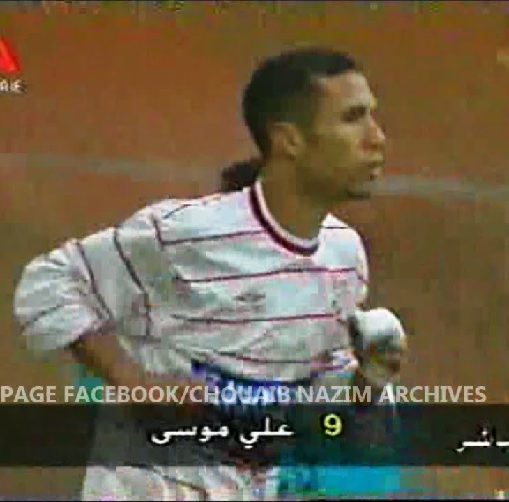Ali Moussa (Tr&eacute;s beau but face a la JSMB) 2003