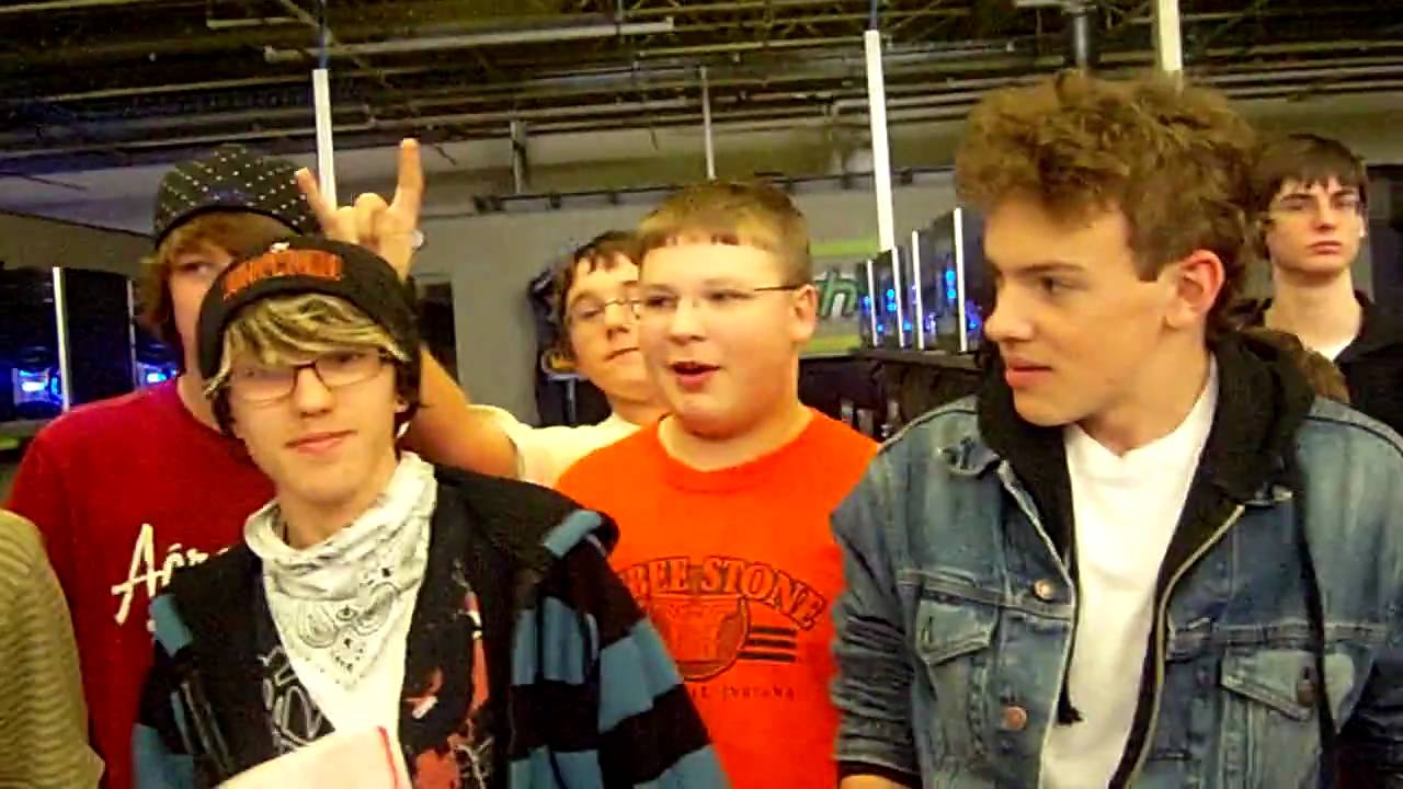 eBash X-Mas Lock-In Pt. 3