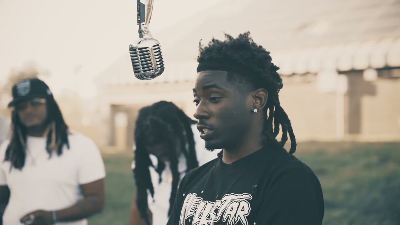 Mari Peso Vs Lul Boohgz - Sac Vs The Bay Cypher Volume 1.1
