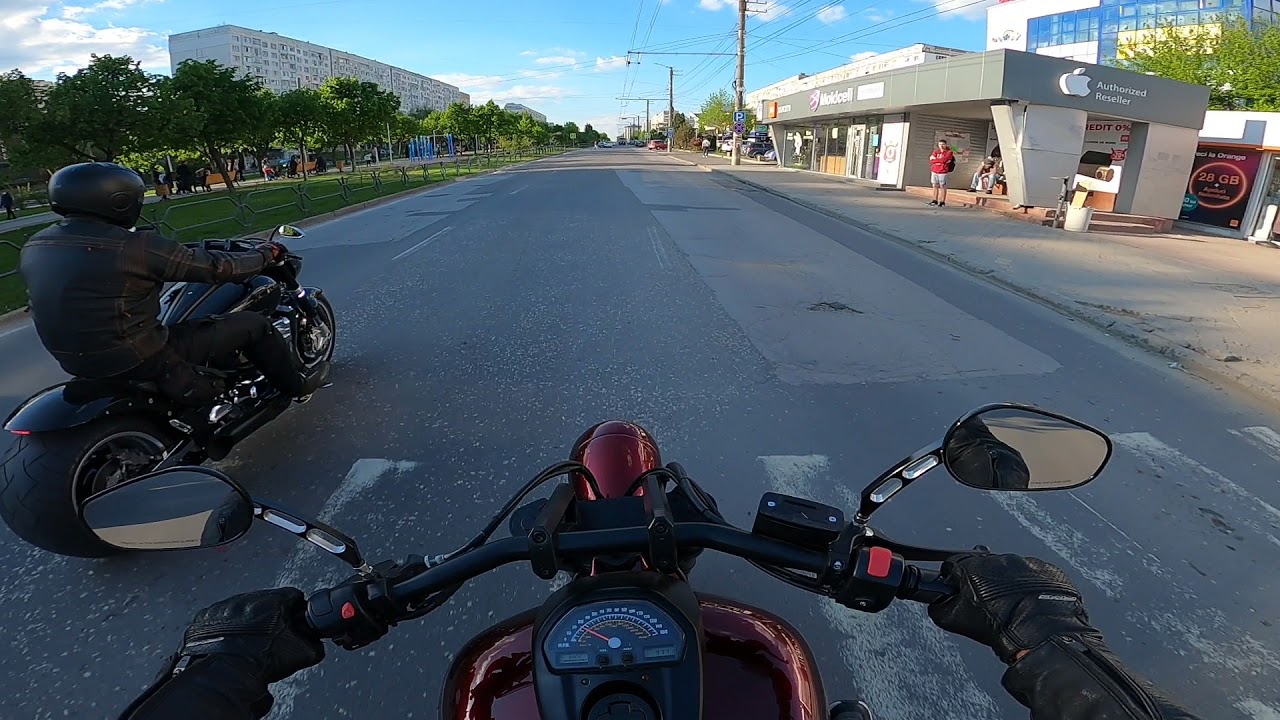 Suzuki Boulevard M109R Ride