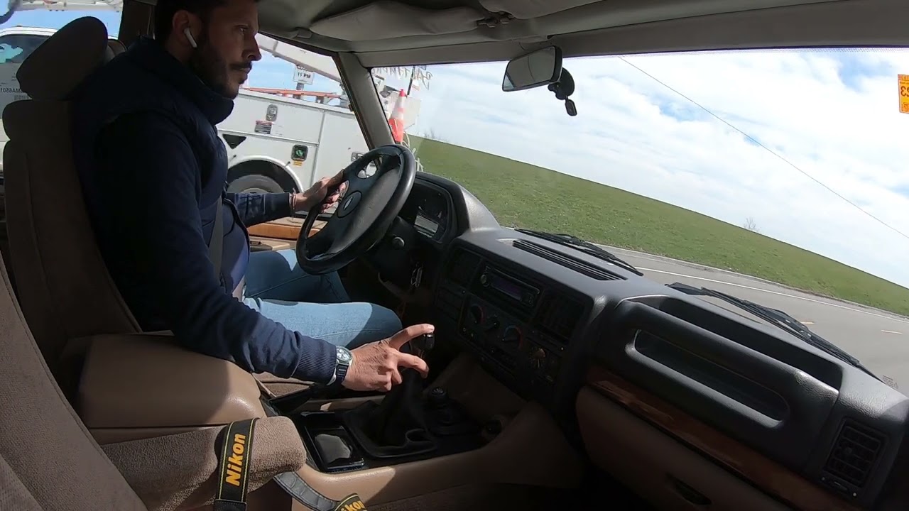 1994 Land Rover Range Rover 300 tdi - 5 speed manual - Driving Video