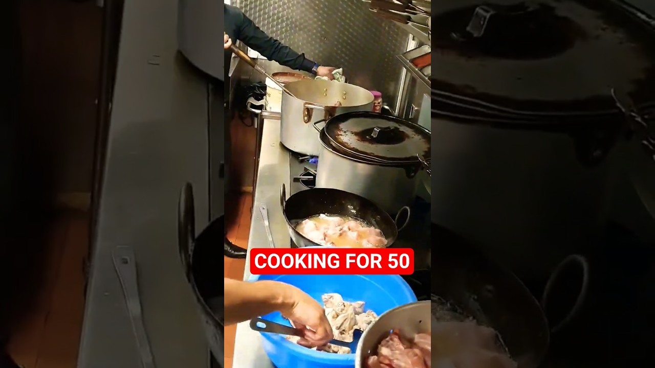 COOKING CURRY FOR 50 PEOPLE 