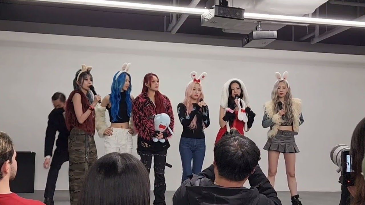 Dreamcatcher ( 드림캐쳐) - 231203 KTOWN4U Fansign