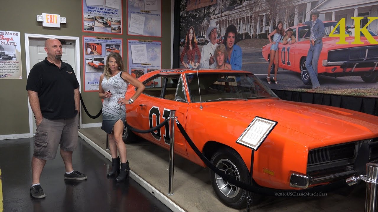 1969 Dodge Charger - From TV Show Dukes of Hazzard - Volo Auto Museum Series