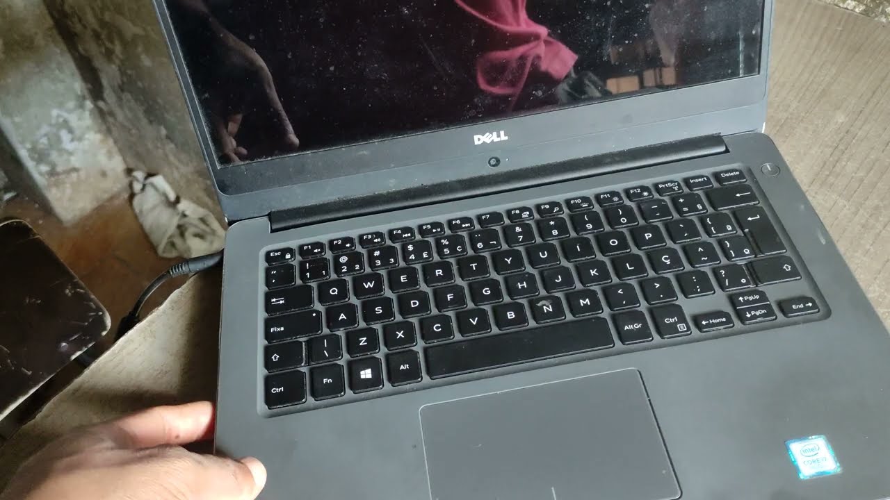 notebook Dell core i7 7&ordf; gera&ccedil;&atilde;o estava queimado mas foi recuperado