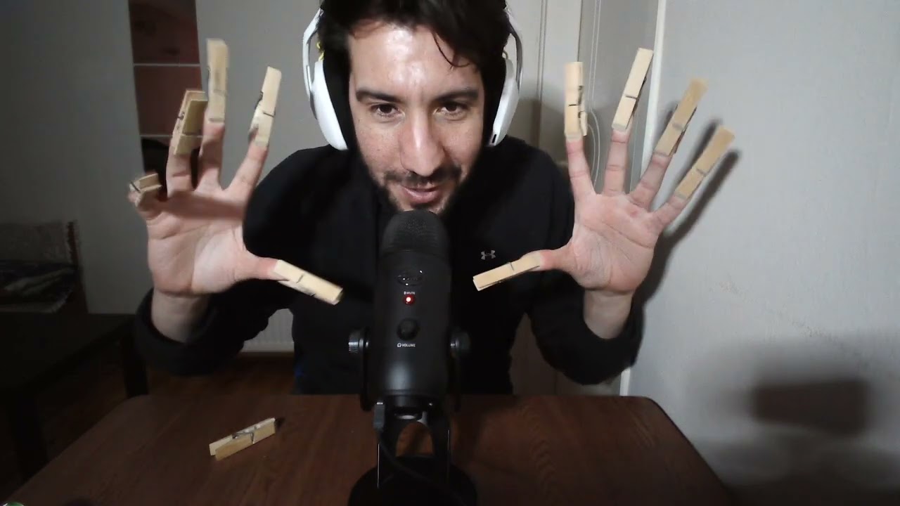 Greek ASMR Ελληνικό ΑΣΜΡ Τσίχλα Και Μανταλάκια.
