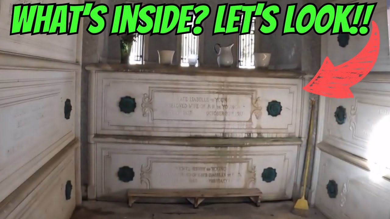 WHAT’S INSIDE THESE MAUSOLEUMS?  LET’S LOOK!! - Mausoleum Tour.