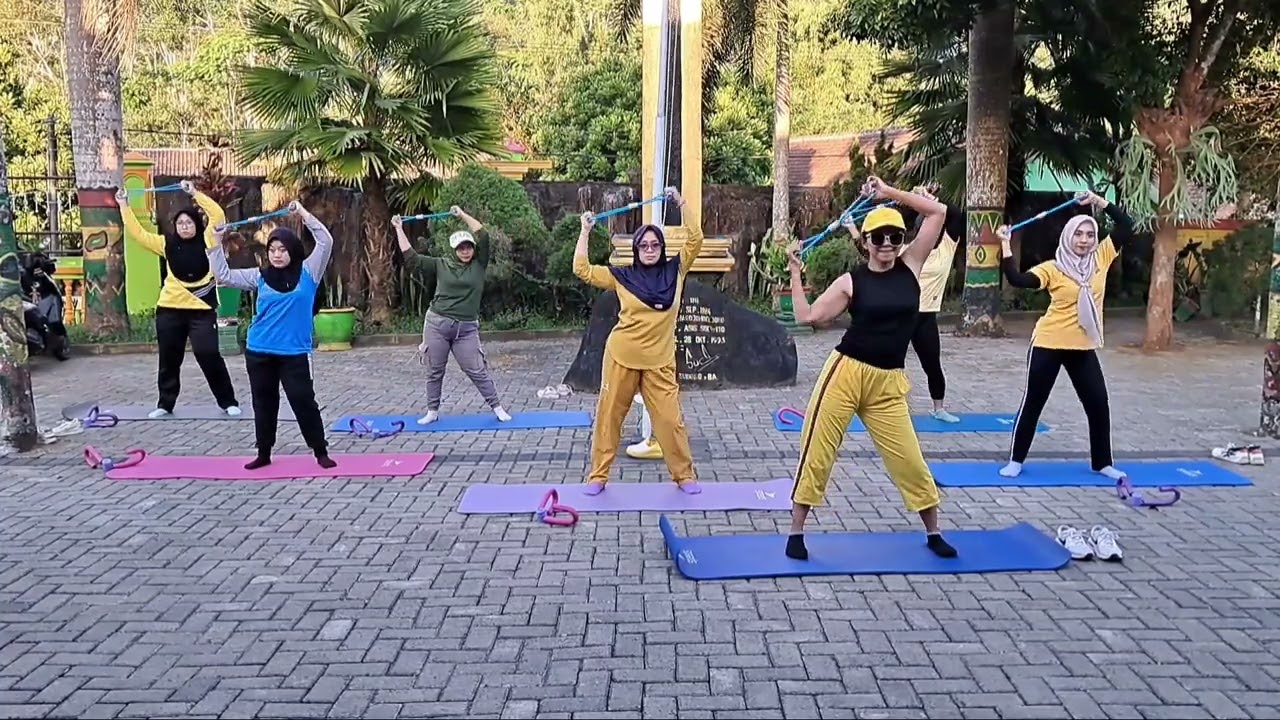 PULE HITZ /  SENAM MENGGUNAKAN TALI YOGA STRECHING ATAU FITNESS / BIKIN OTOT KENCANG DAN CANTIK