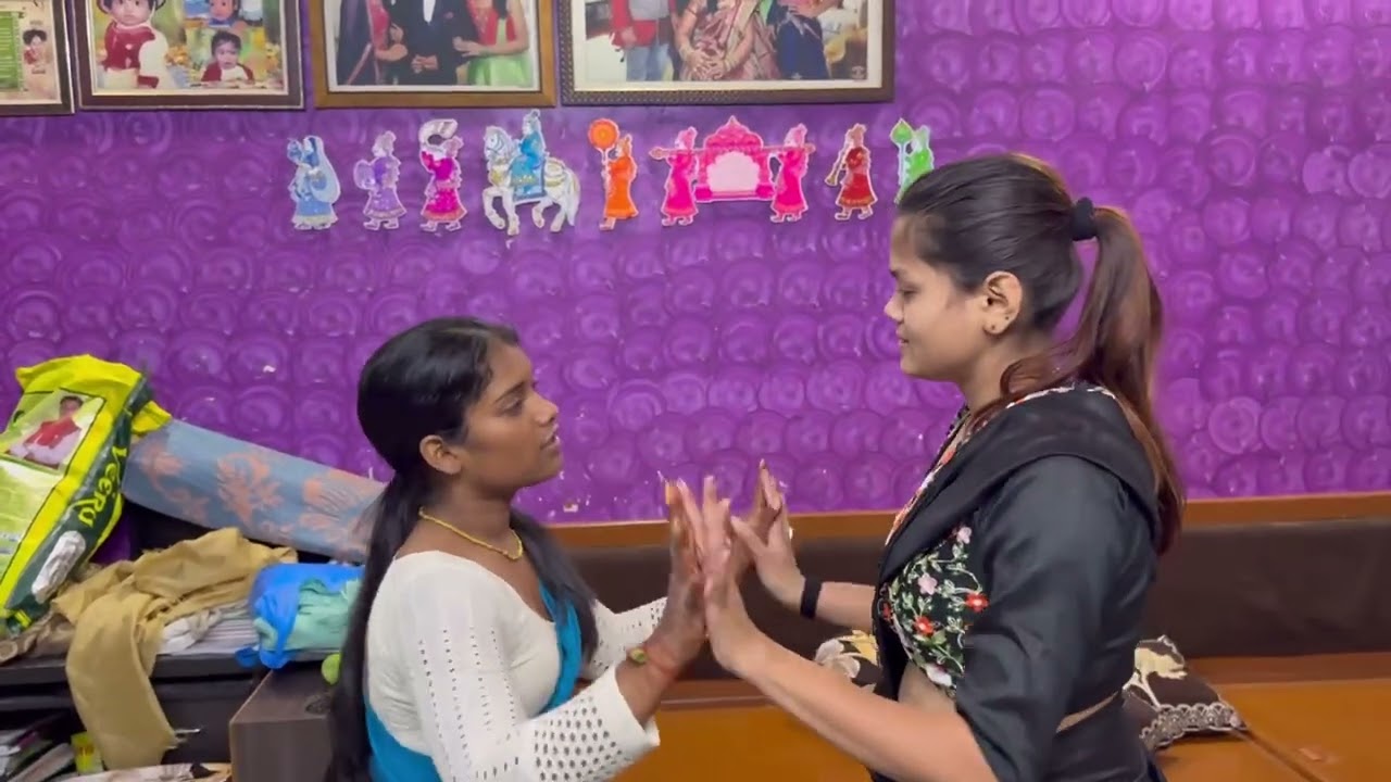 Sari wrestling Leena vs Jagruti 🤼‍♀️