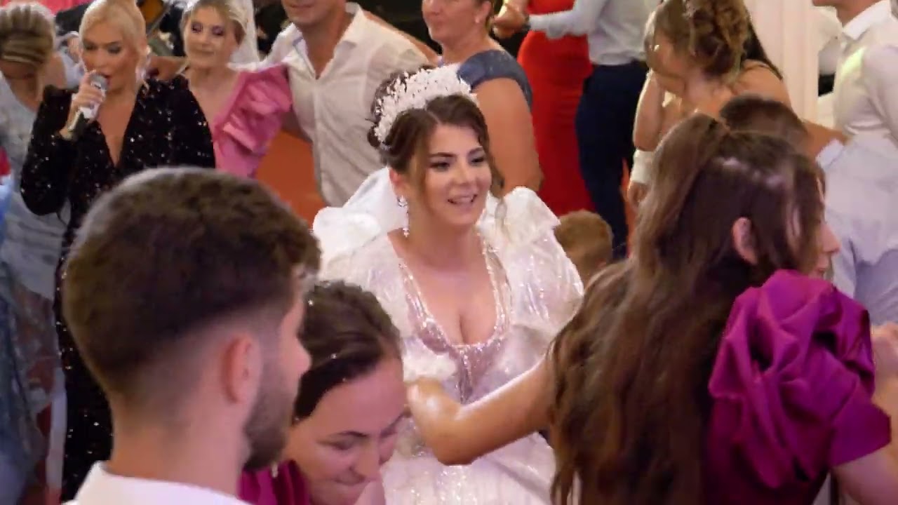 Ramona Calean Irina (Camarzana-Oaș) Griga & Irina
