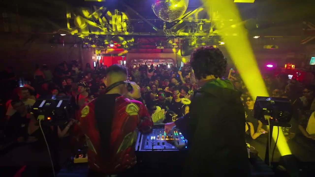 J.E.D. b2b migo @ Halloween Blvckout | Presented by: Rave Revival