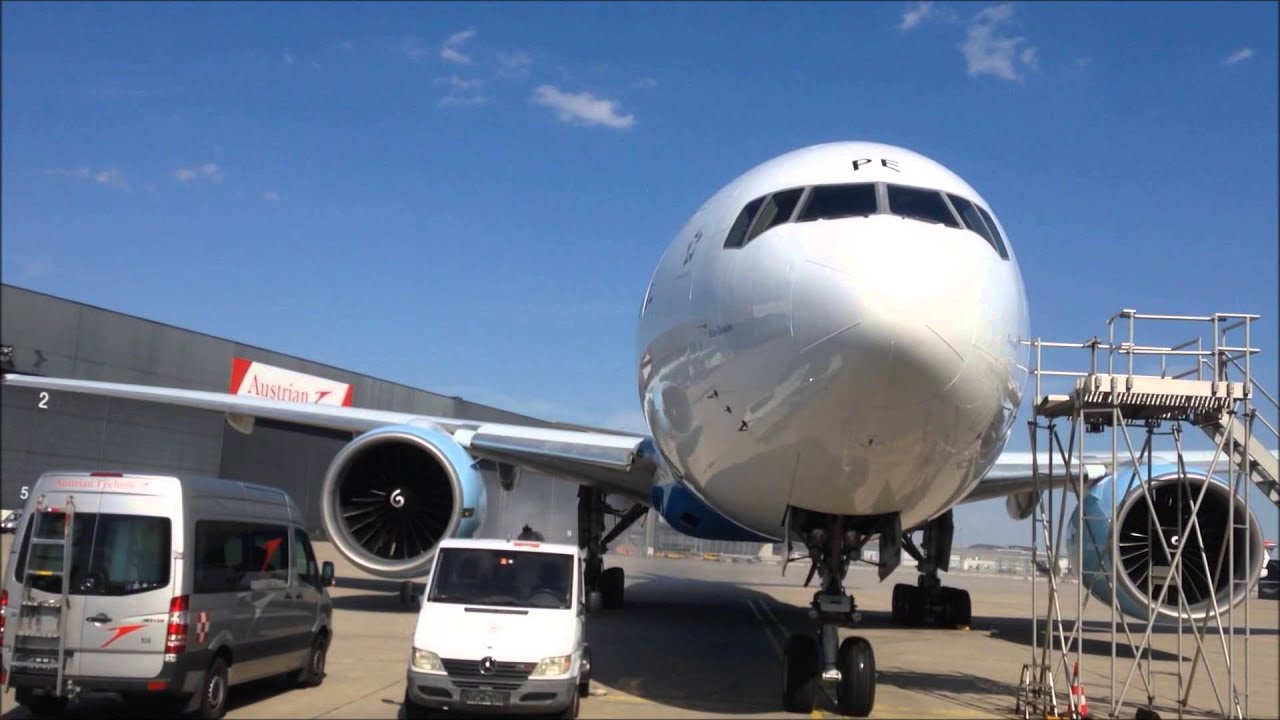 Austrian Airlines Boeing 777-2Q8(ER) OE-LPE engine test run