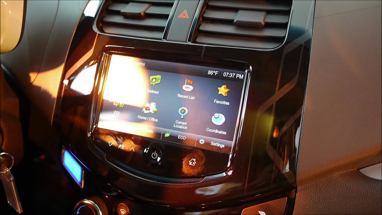 Chevy MyLink smartphone-based infotainment system demo