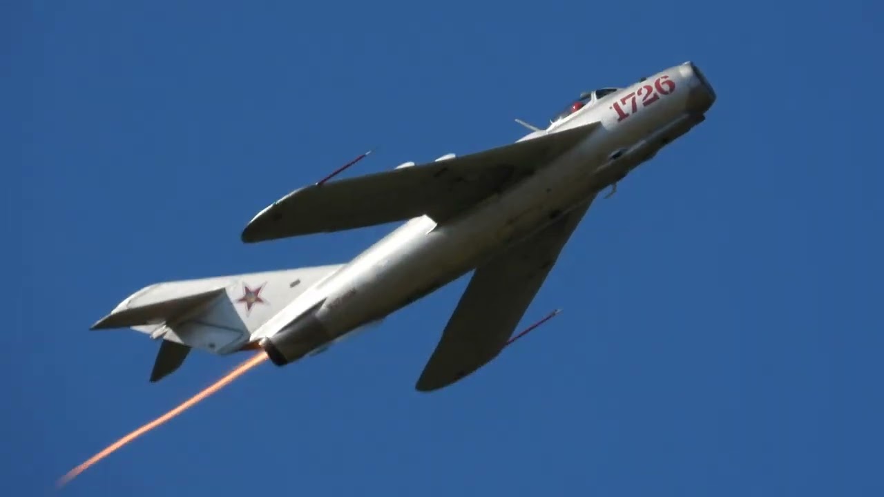 Mikoyan-Gourevitch MIG 17F N1726M Afterburner Demo Aero Gatineau 2023