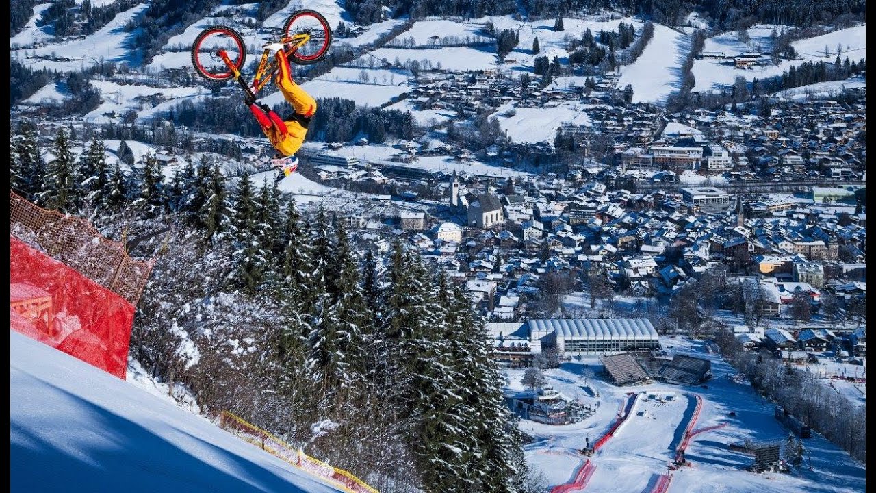 Fabio Wibmer desciende en MTB la pista  streif de Kitb&uuml;hel