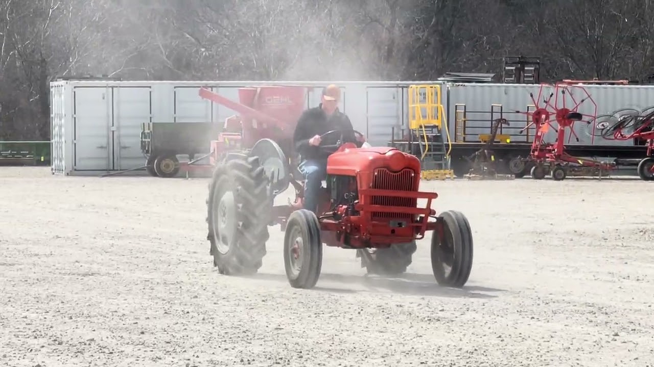 Ford 641 tractor