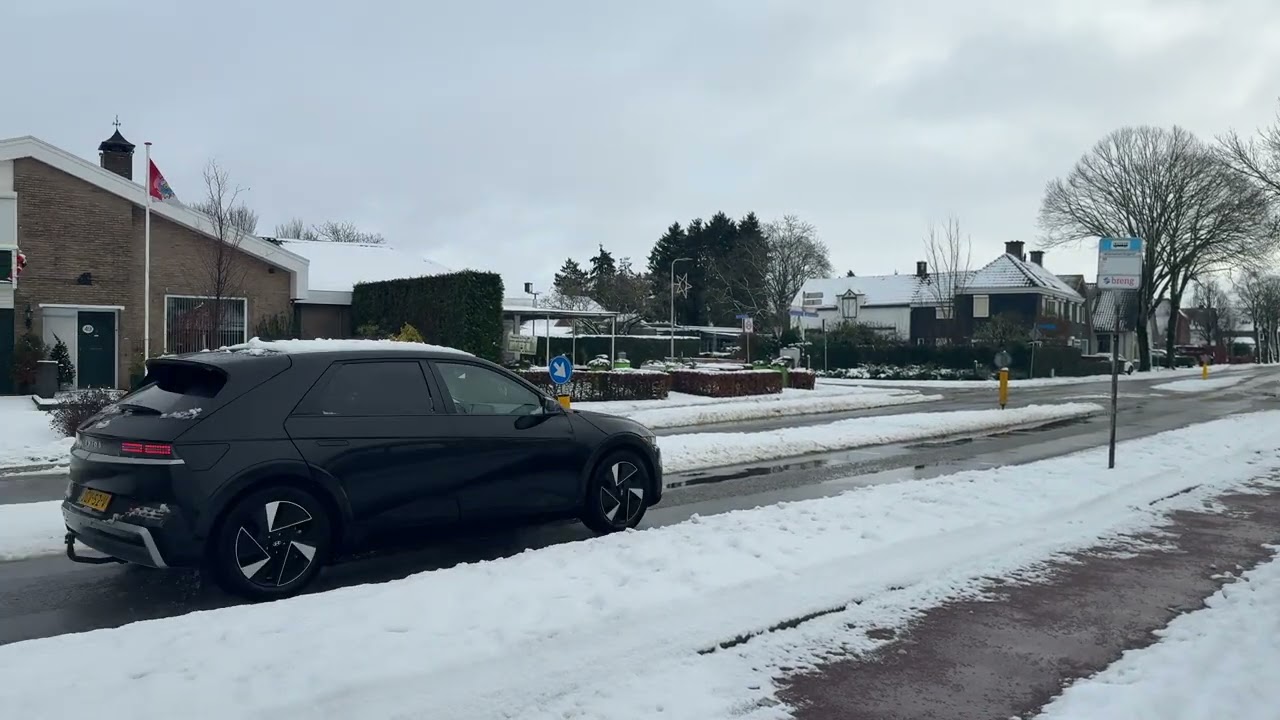 De derde dag van de sneeuwstorm! - FlatKrant (04-01-2026)