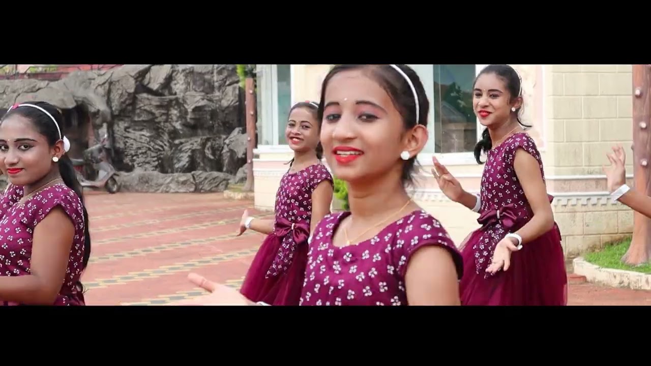 Cheram Cheram Anichernnidam... Action Song