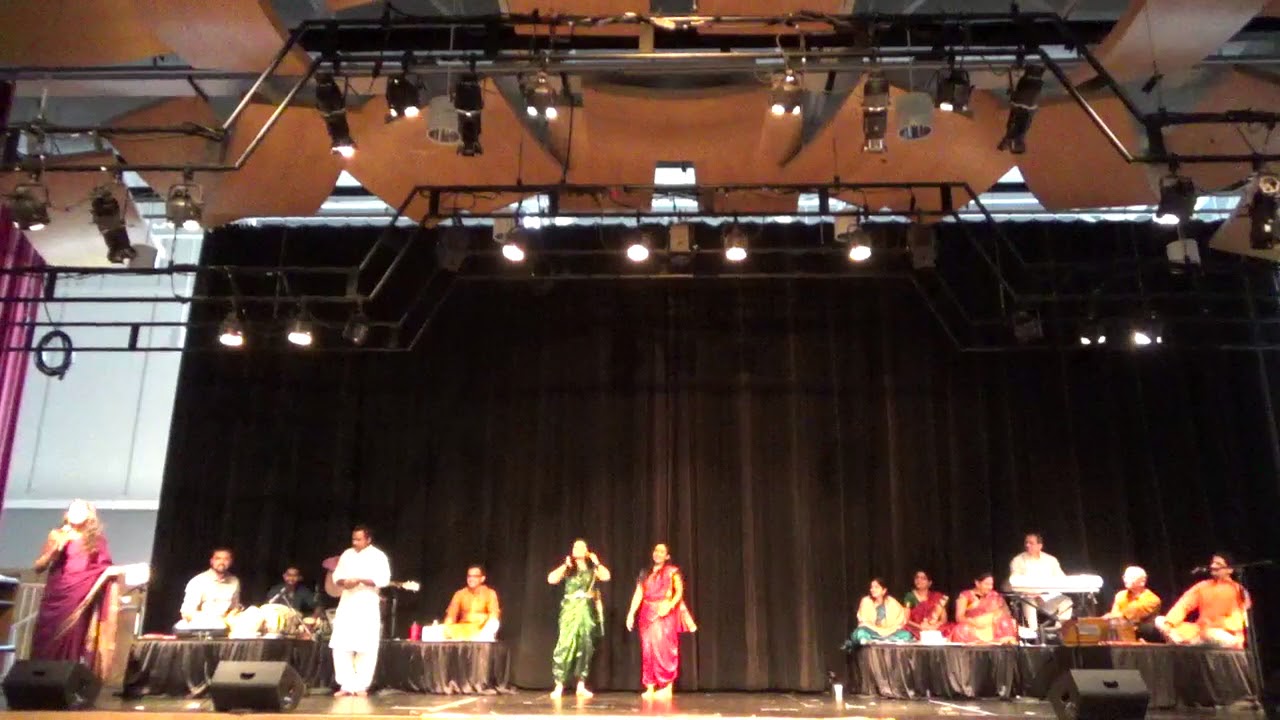 Audience asking Once more for Lallati