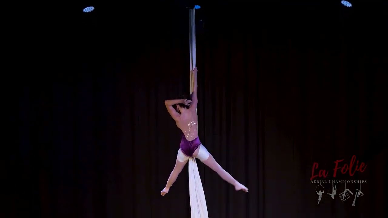 Erin Stallbaum: Elite Tissu 2nd Place La Folie Aerial Championships 2024