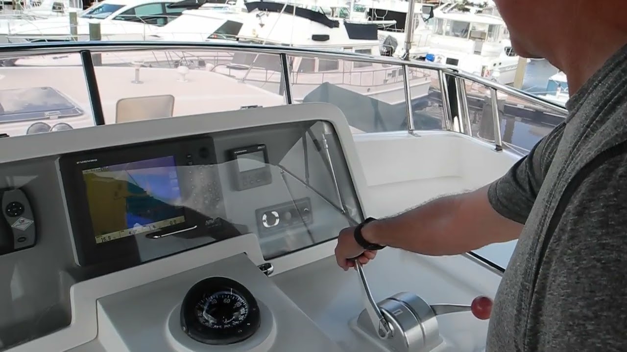 Single engine, stern docking 20 knot WINDS