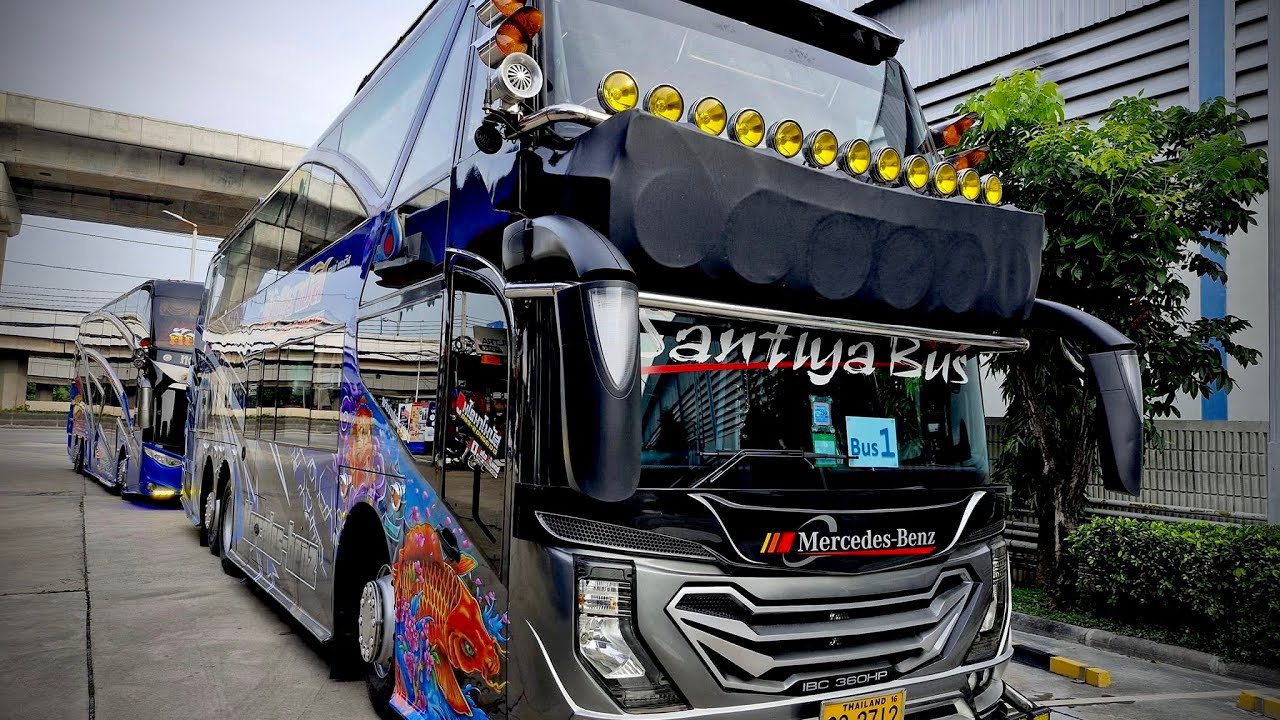 รถบัสคันนี้ เบนซ์ibc360 คิดว่าหล่อที่สุดในชั่วโมงนี้ สันธิยาบัส น้าเหมาสุดๆติดต่อเบอรโทรข้างรถได้เลย