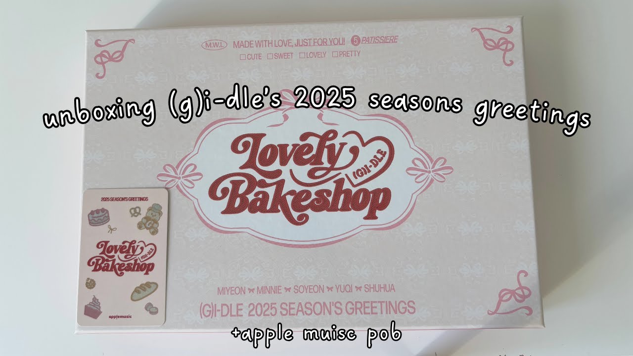 unboxing (g)i-dle's 2025 seasons greetings