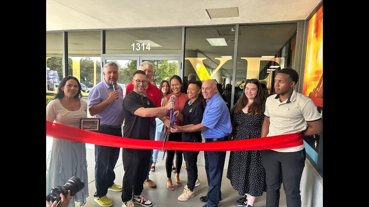 Luxe Golf Ribbon Cutting