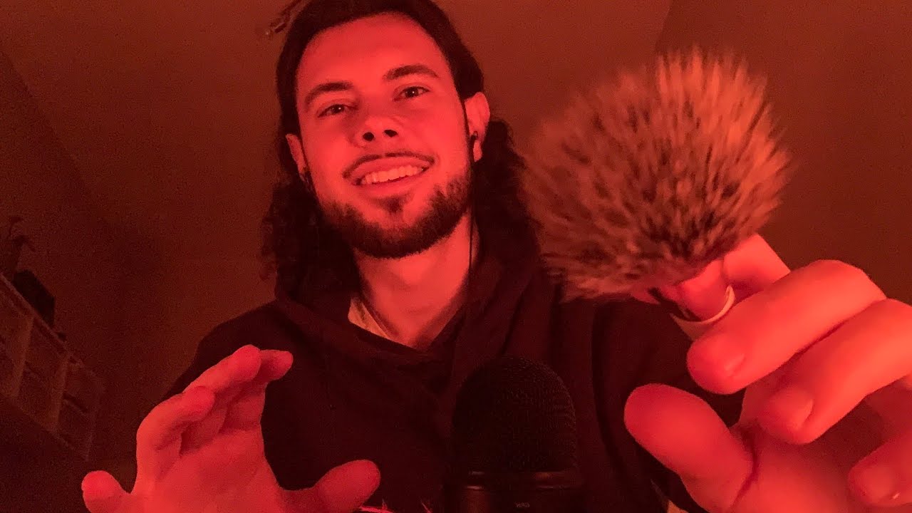 ASMR | Soft, sleepy brush triggers, hand sounds and more 😴
