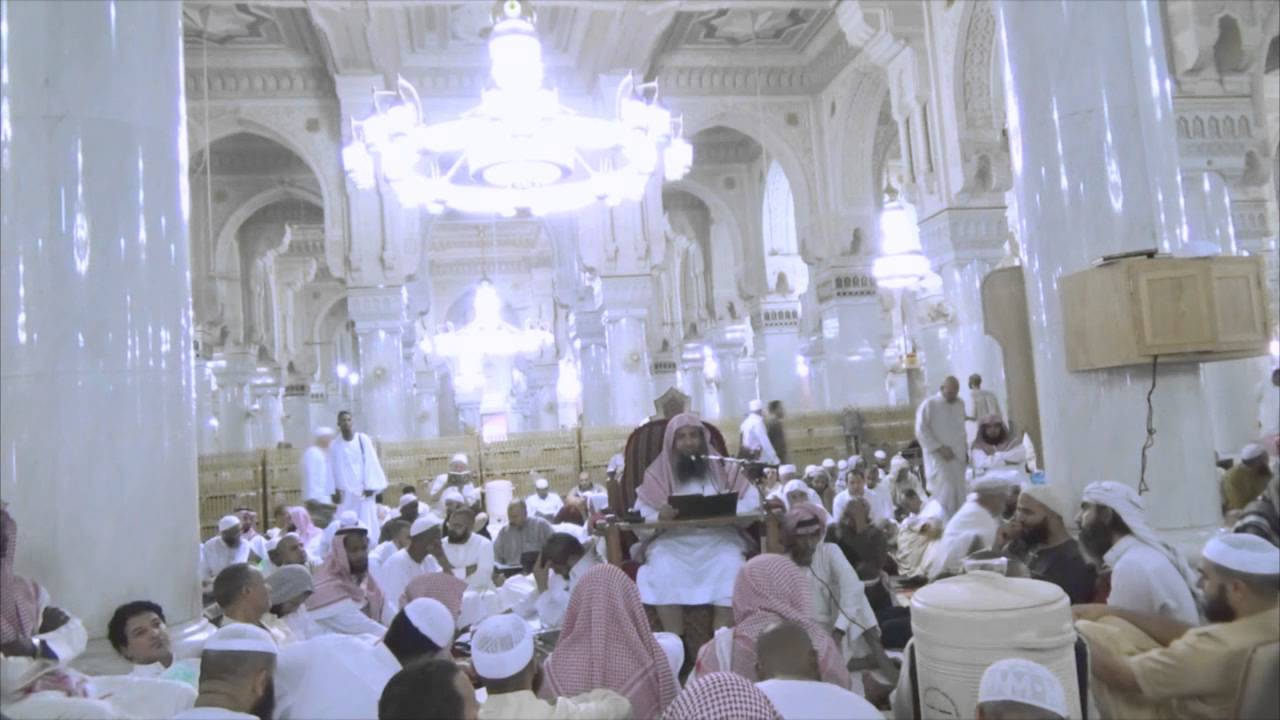 الجلوس فى المسجد بعد صلاة الفجر حتى شروق الشمس