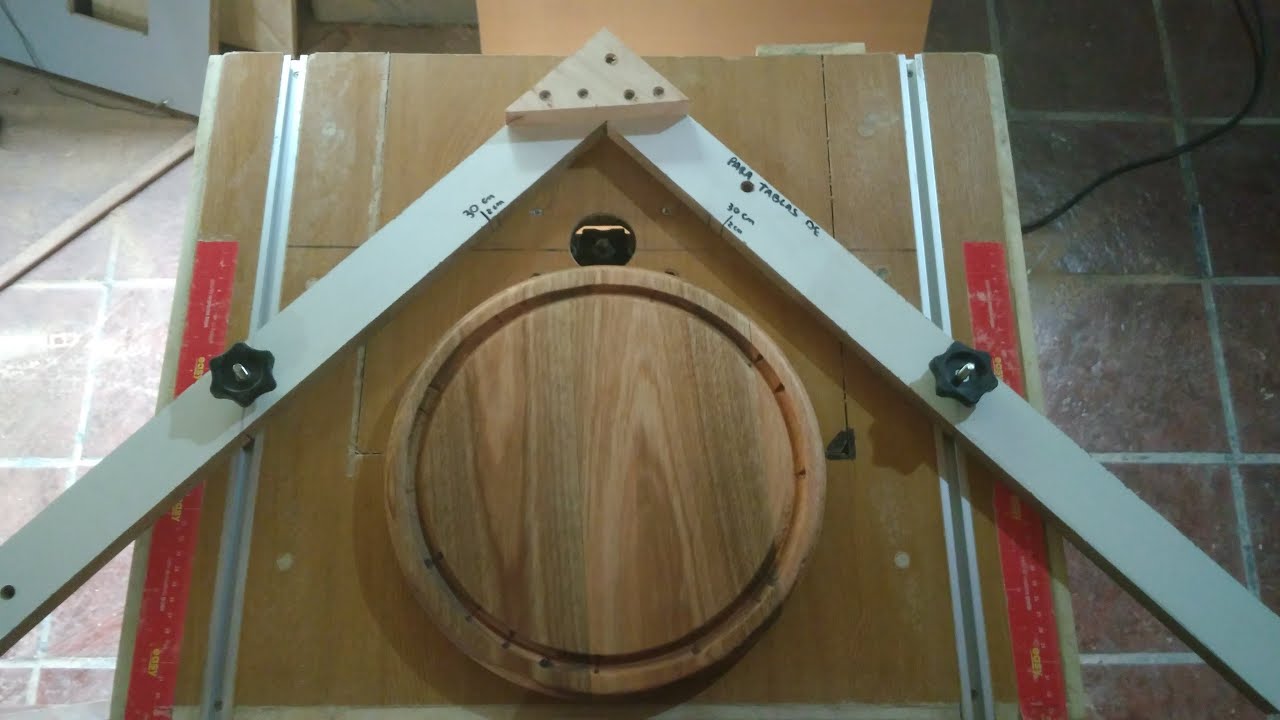 GUIA CASERA PARA ROUTER, QUE SIRVE PARA HACER CANALETA EN PLATOS REDONDOS PARA ASADO