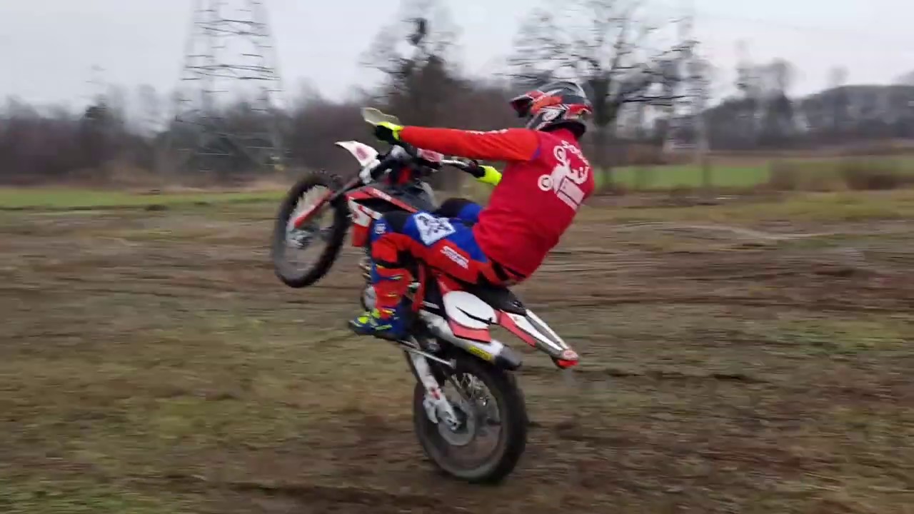 SWM RS300r Szkoła Mistrz&oacute;w Enduro  - quick bike check