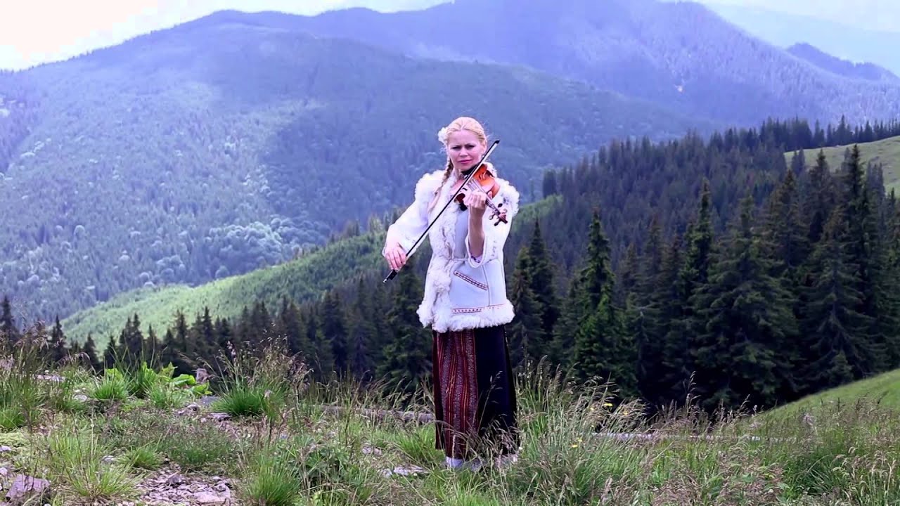 Lucia Sacaliuc Merlita cind e bolnava - Videoclip