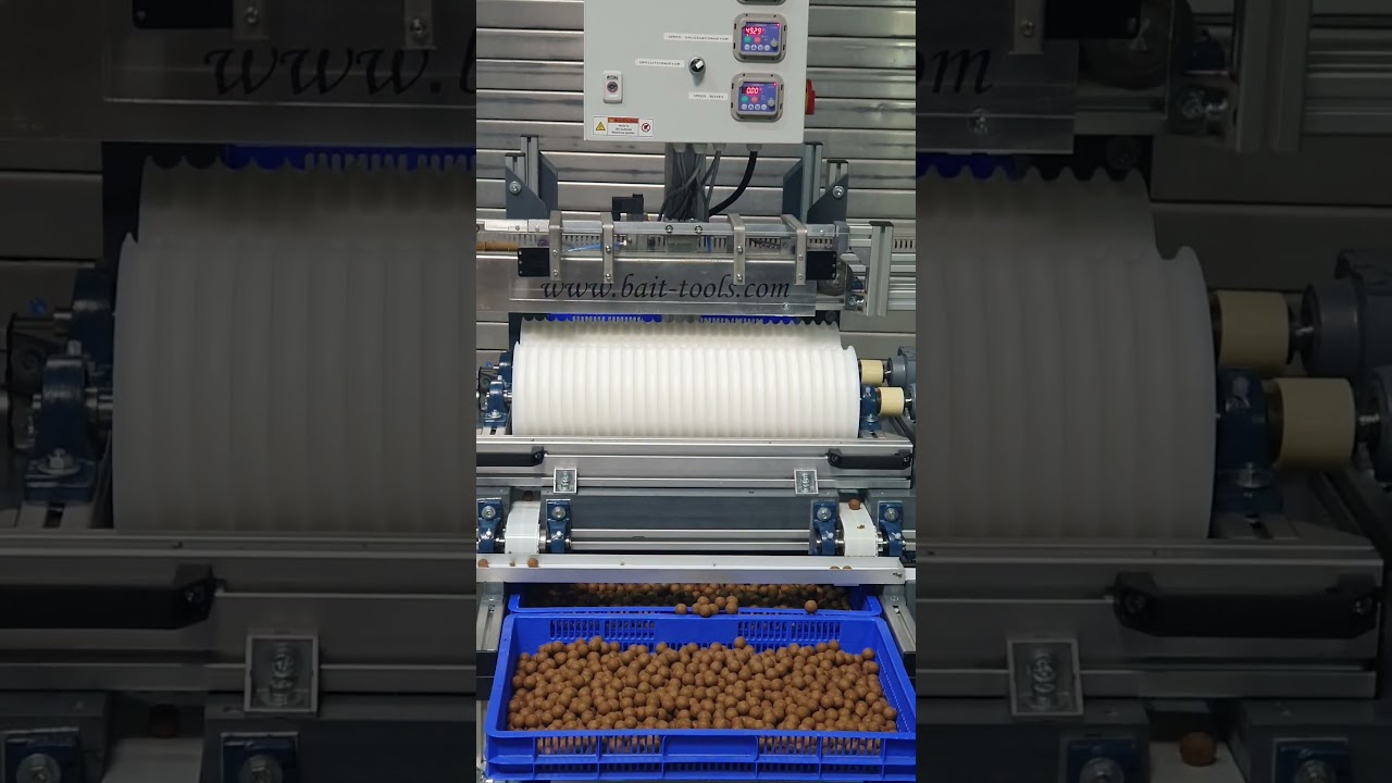 Boilie machine with extruder by www.bait-tools.de #carpfishing #boilies #machine #fishing #bait