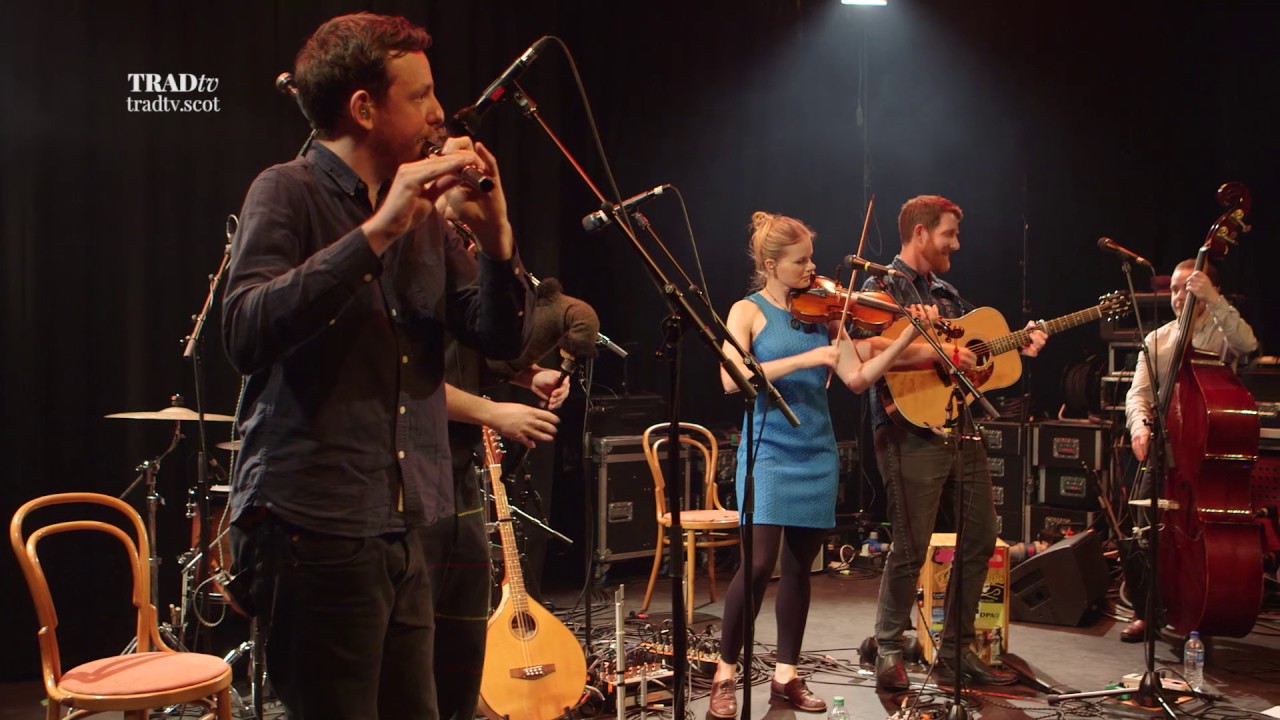 Breabach perform Farsund live at Paisley Arts Centre (The Visit 2017)