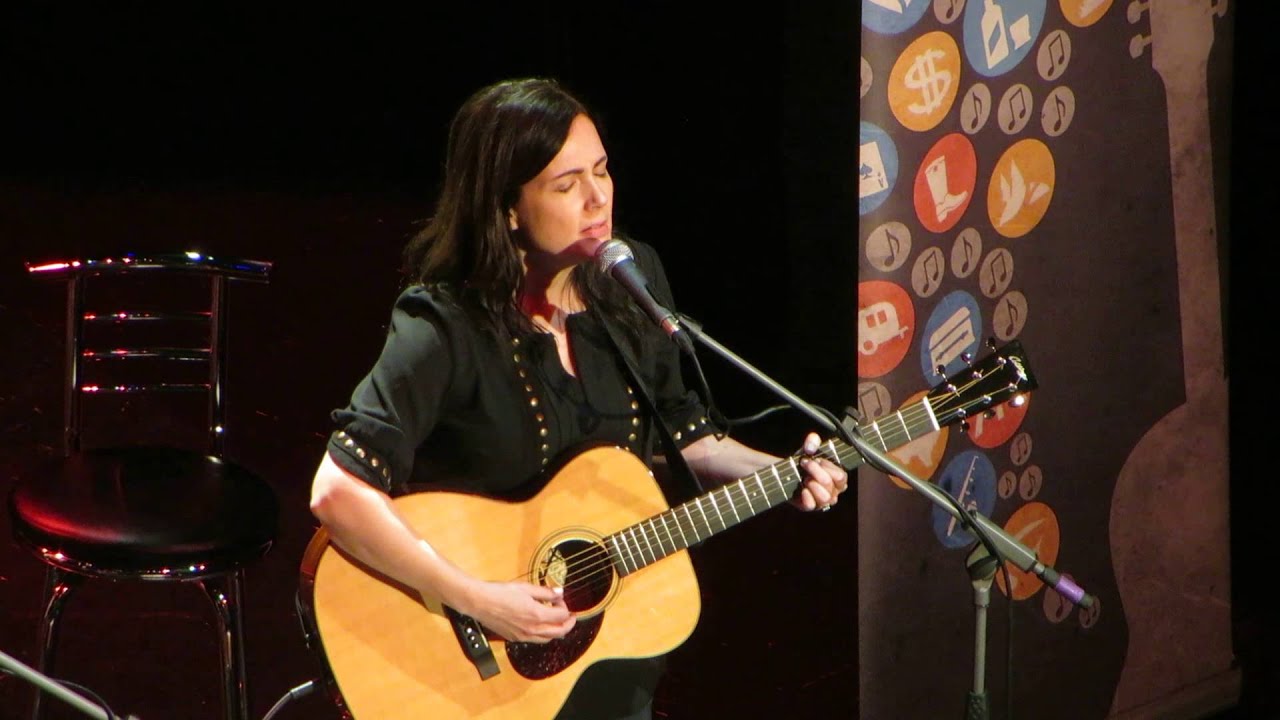 CMA Songwriters Series 2016 - Lori McKenna - Girl Crush