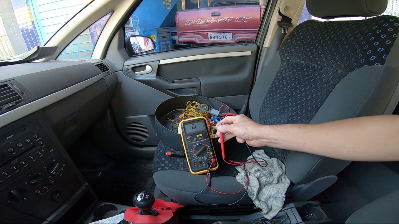 chevrolet meriva A luz de freios nao acende defeito no sensor aprenda fazer o teste