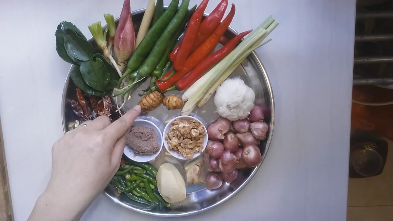 Delicious Thai Laksa from Scratch | Laksa Siam | ขนมจีนน้ำยา: Part 1
