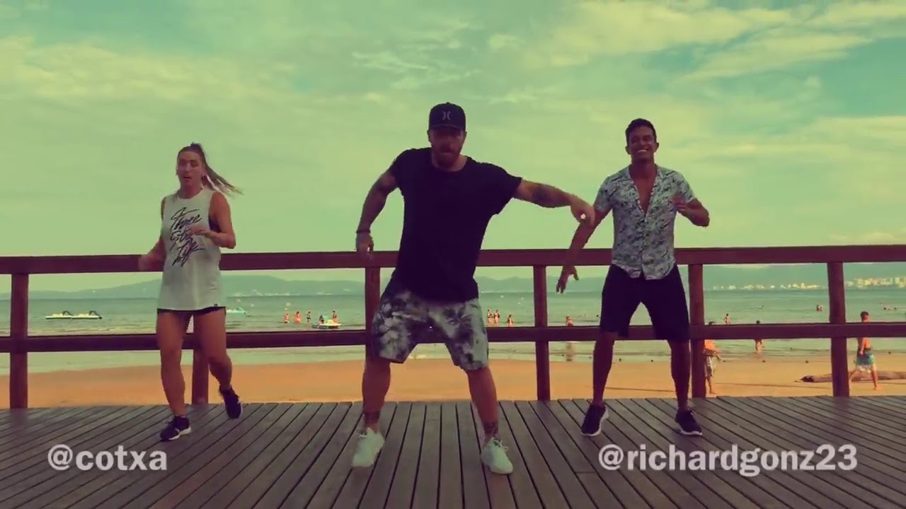 con calma amar favourite song