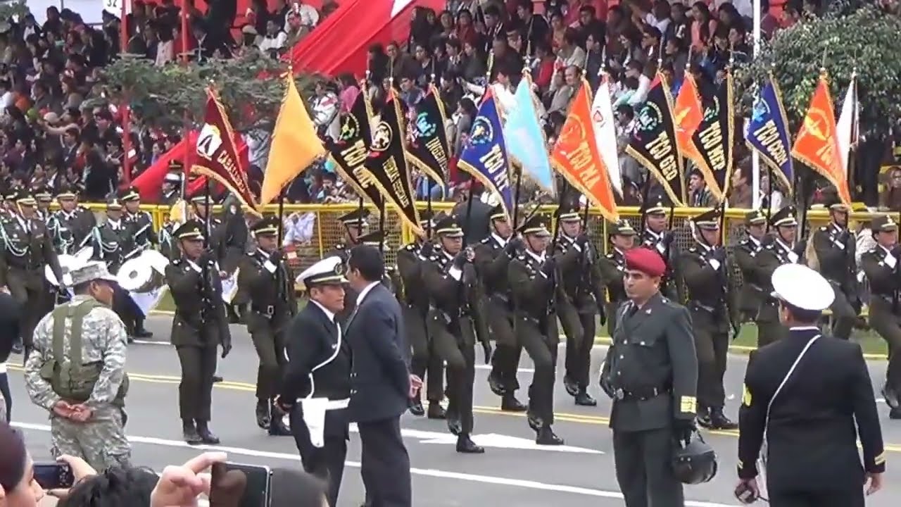 Gran Parada Militar 2016 - Perú (Bandas Militares - FF.AA)