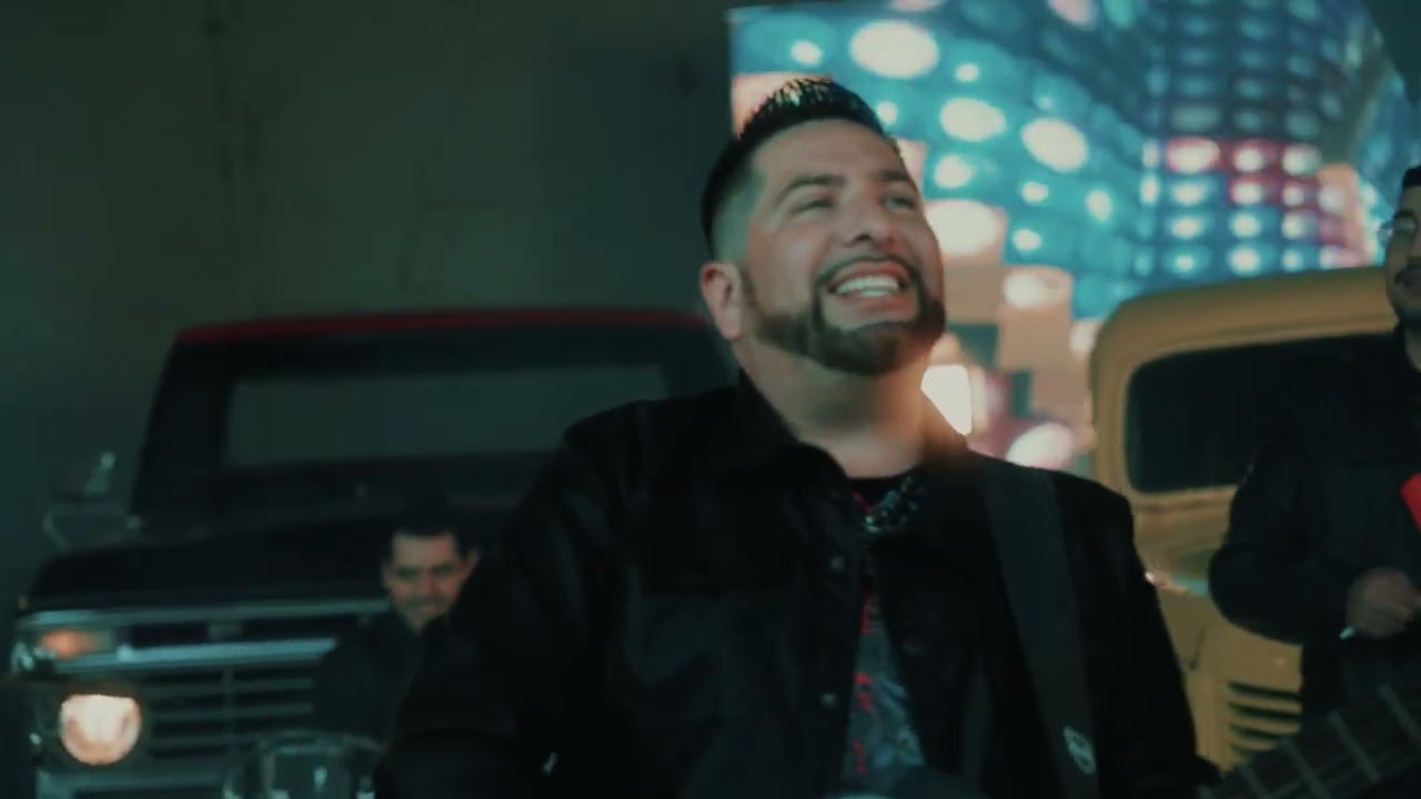 Cuervo Musical - ¿Como Paso? - Video Oficial
